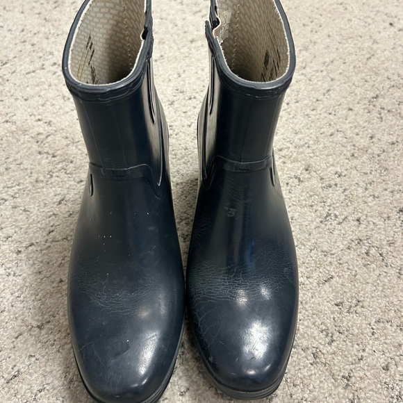 Hunter size 9 GUC navy Wedge Boots with-some wear- still overall very good! - Picture 11 of 14